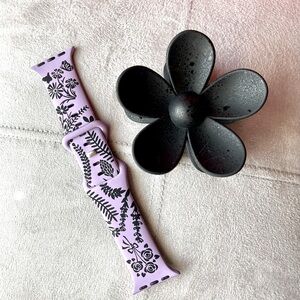NWOT: Flower hair clip with a matching watch band